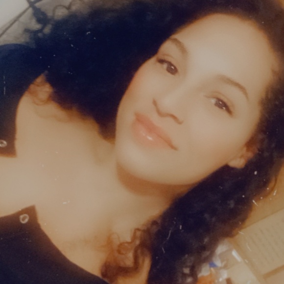 Meet your Posher, Vaughnessa - Picture 1 of 1